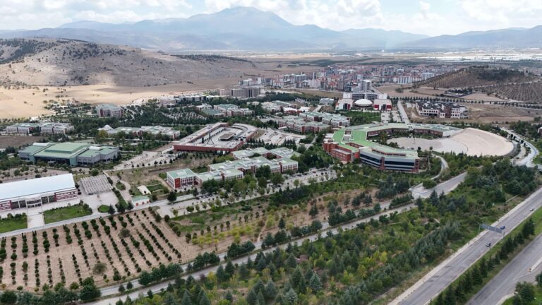Read more about the article Campuses Where Few Know Jesus